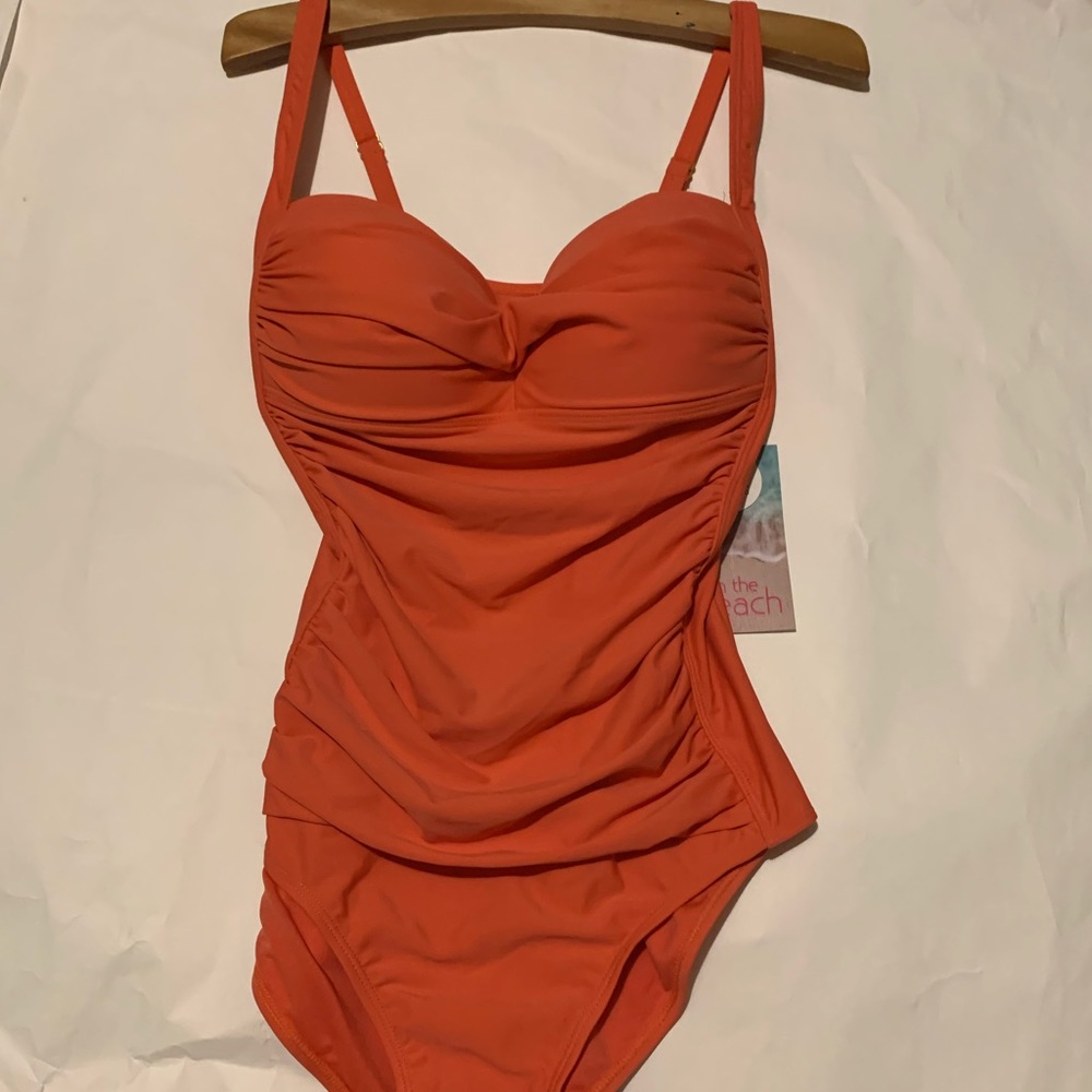 🌸NWT On the Beach Rose of Sharon One Piece 10